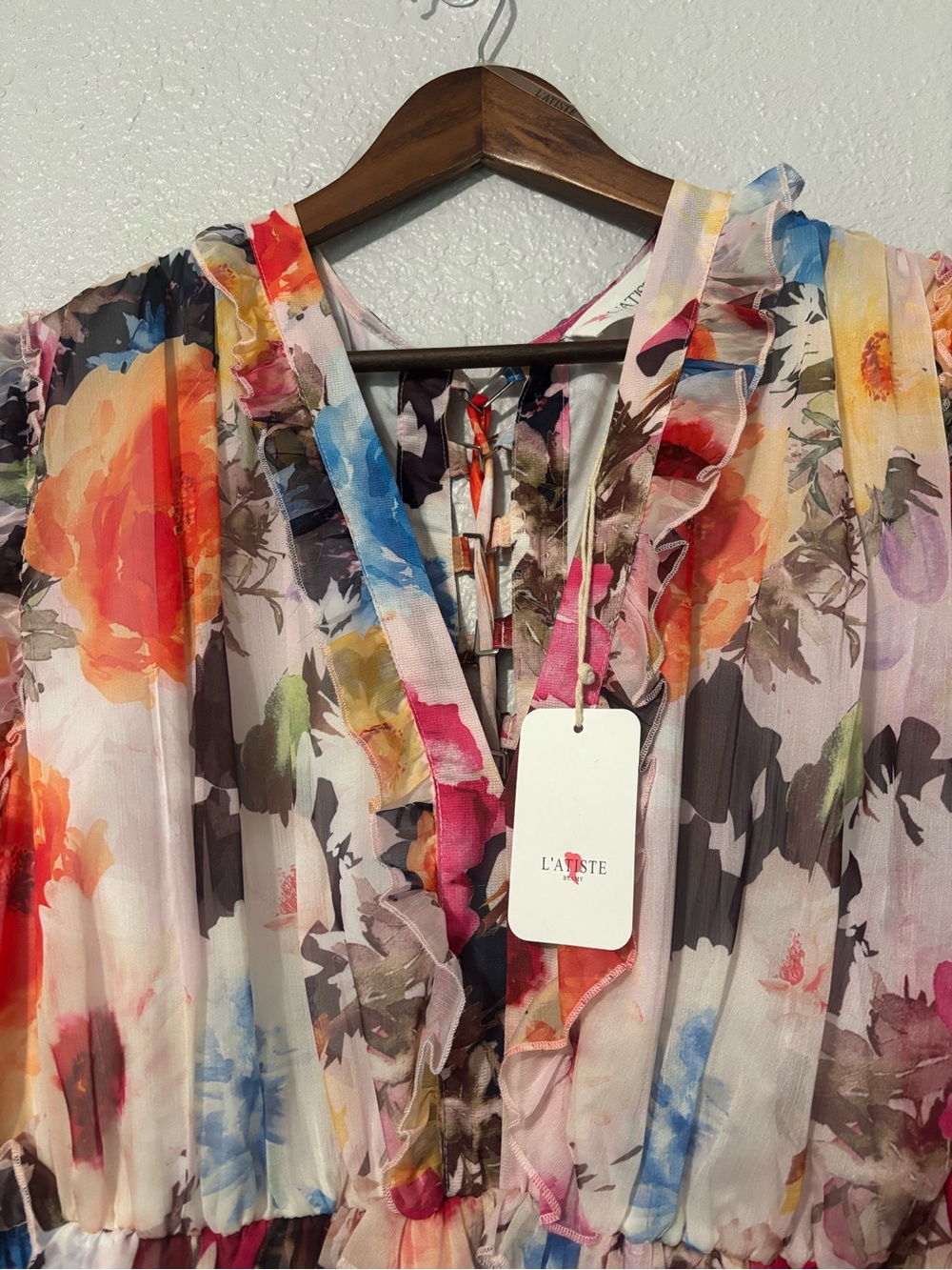 L’Atiste Plus Size Floral Tiered V-Neck Ruffle Dress - Picture 6 of 10